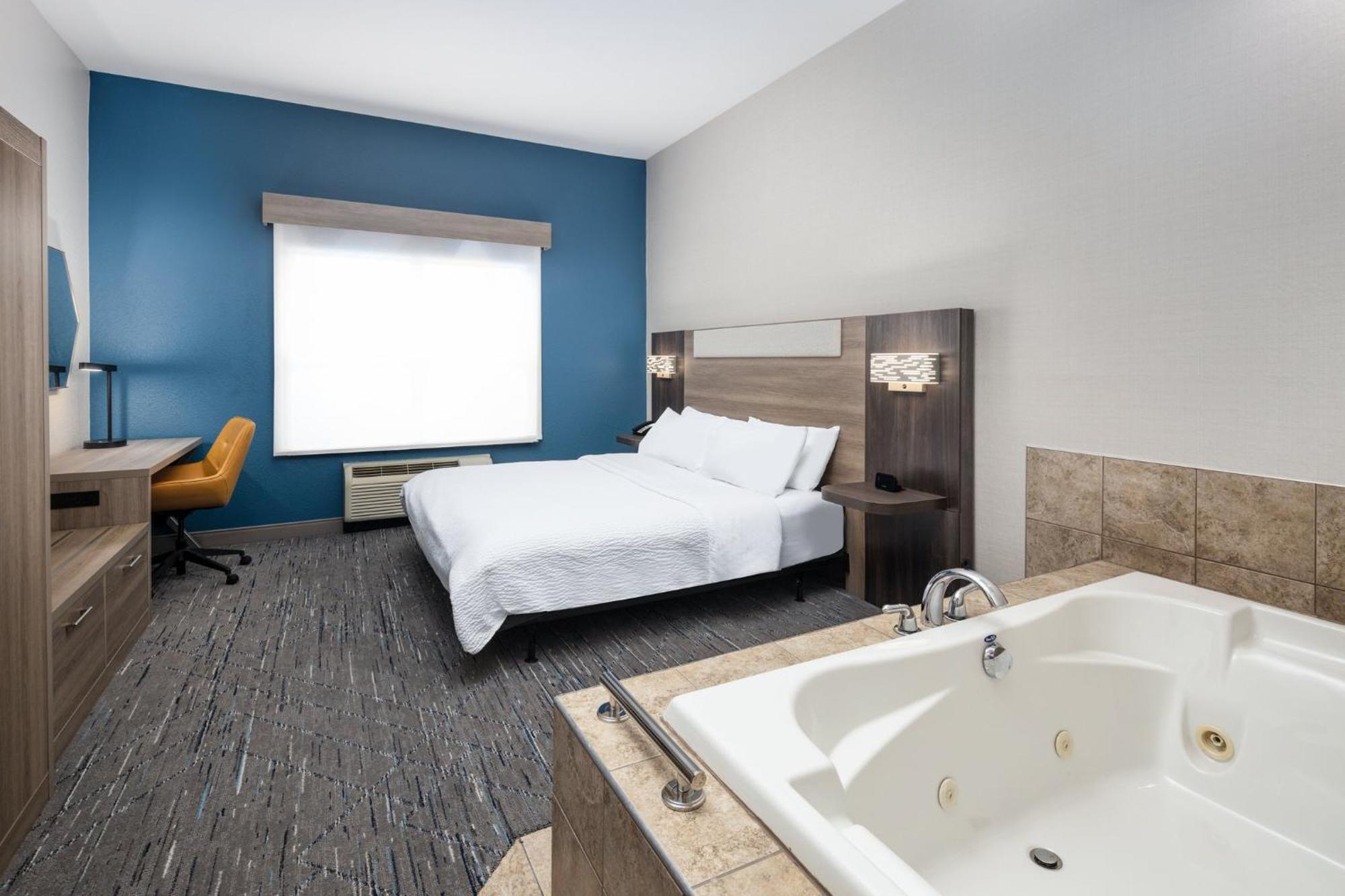 Holiday Inn Express & Suites - Green Bay East By Ihg Екстер'єр фото