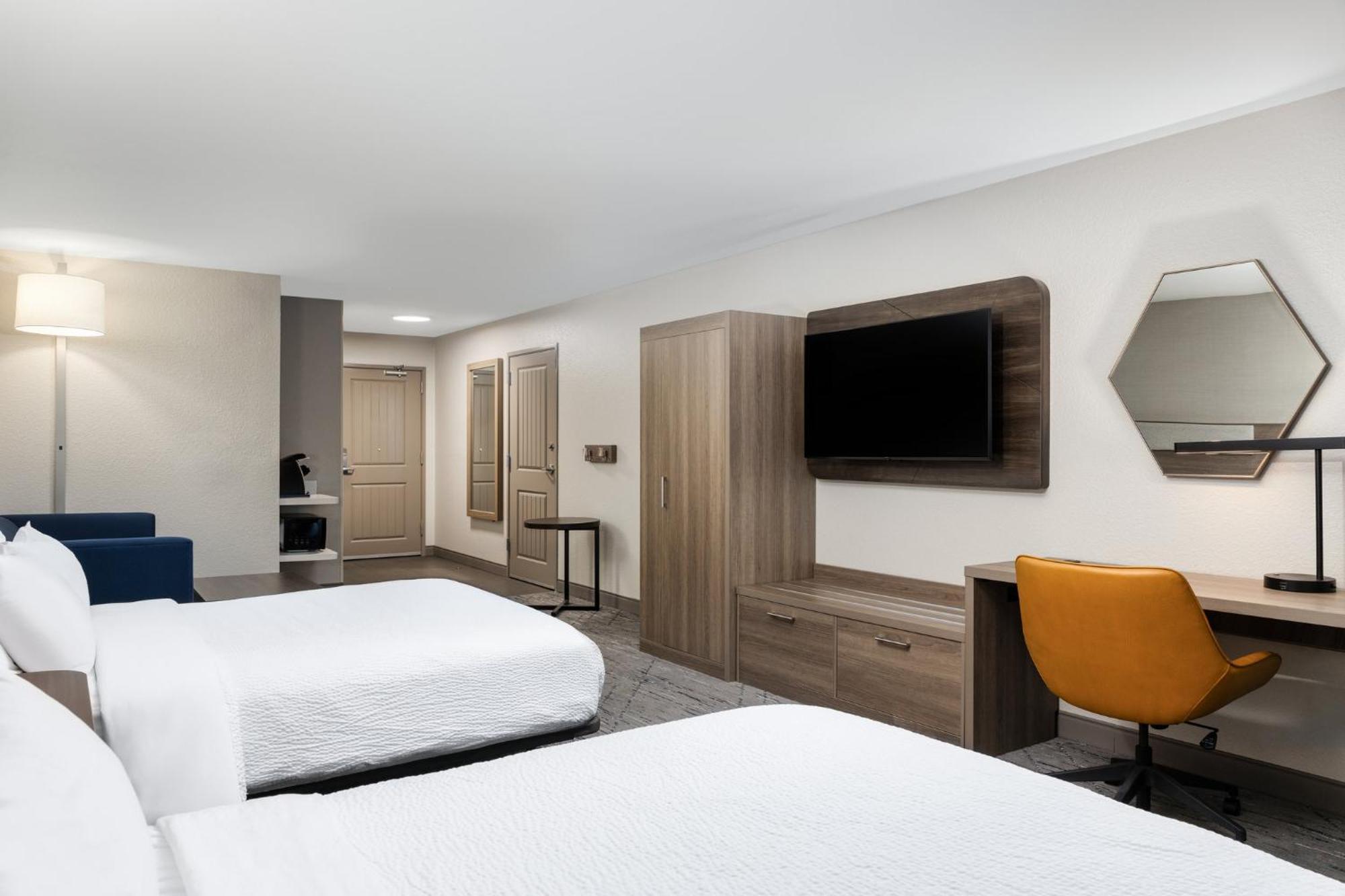 Holiday Inn Express & Suites - Green Bay East By Ihg Екстер'єр фото