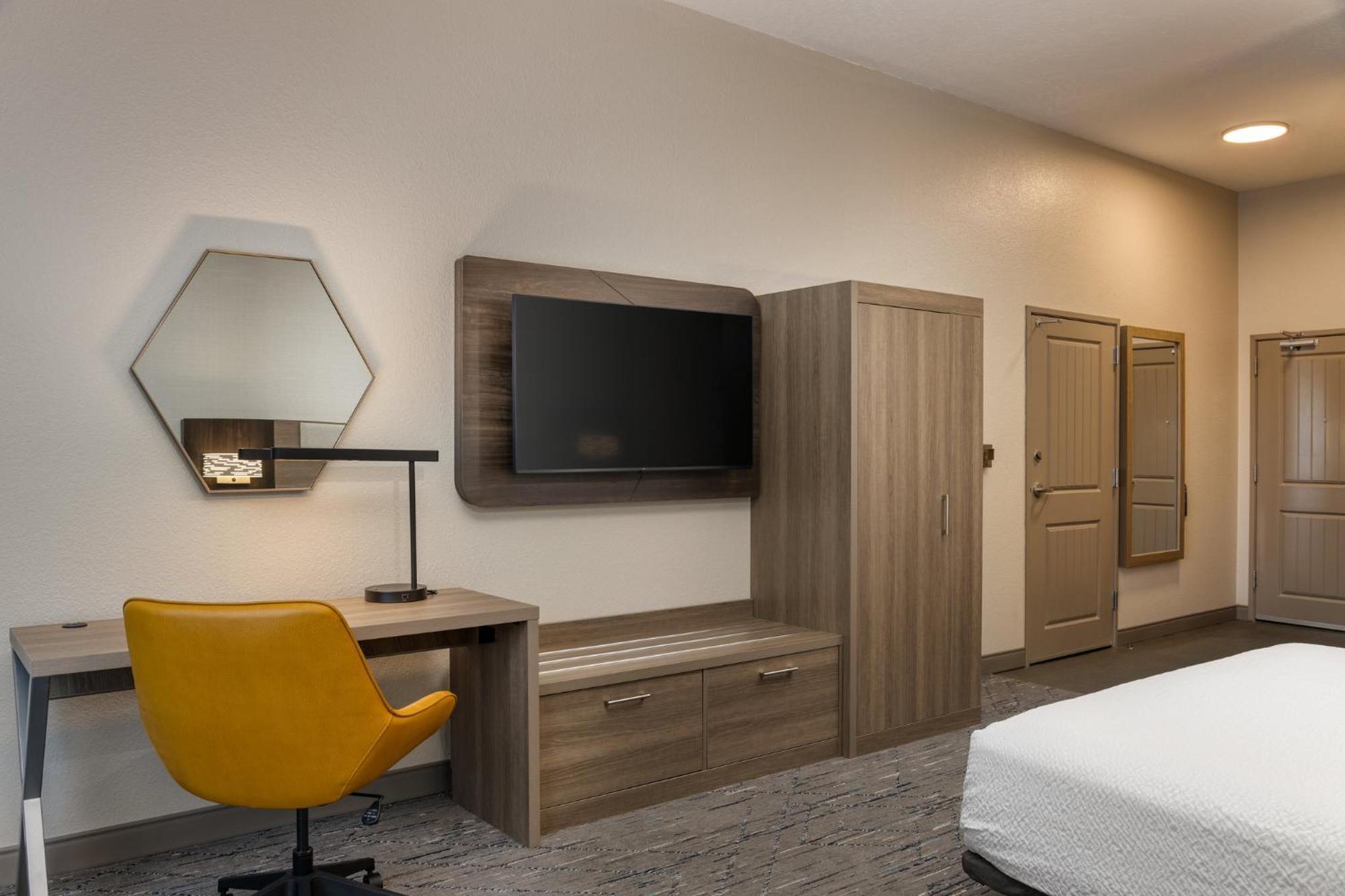 Holiday Inn Express & Suites - Green Bay East By Ihg Екстер'єр фото