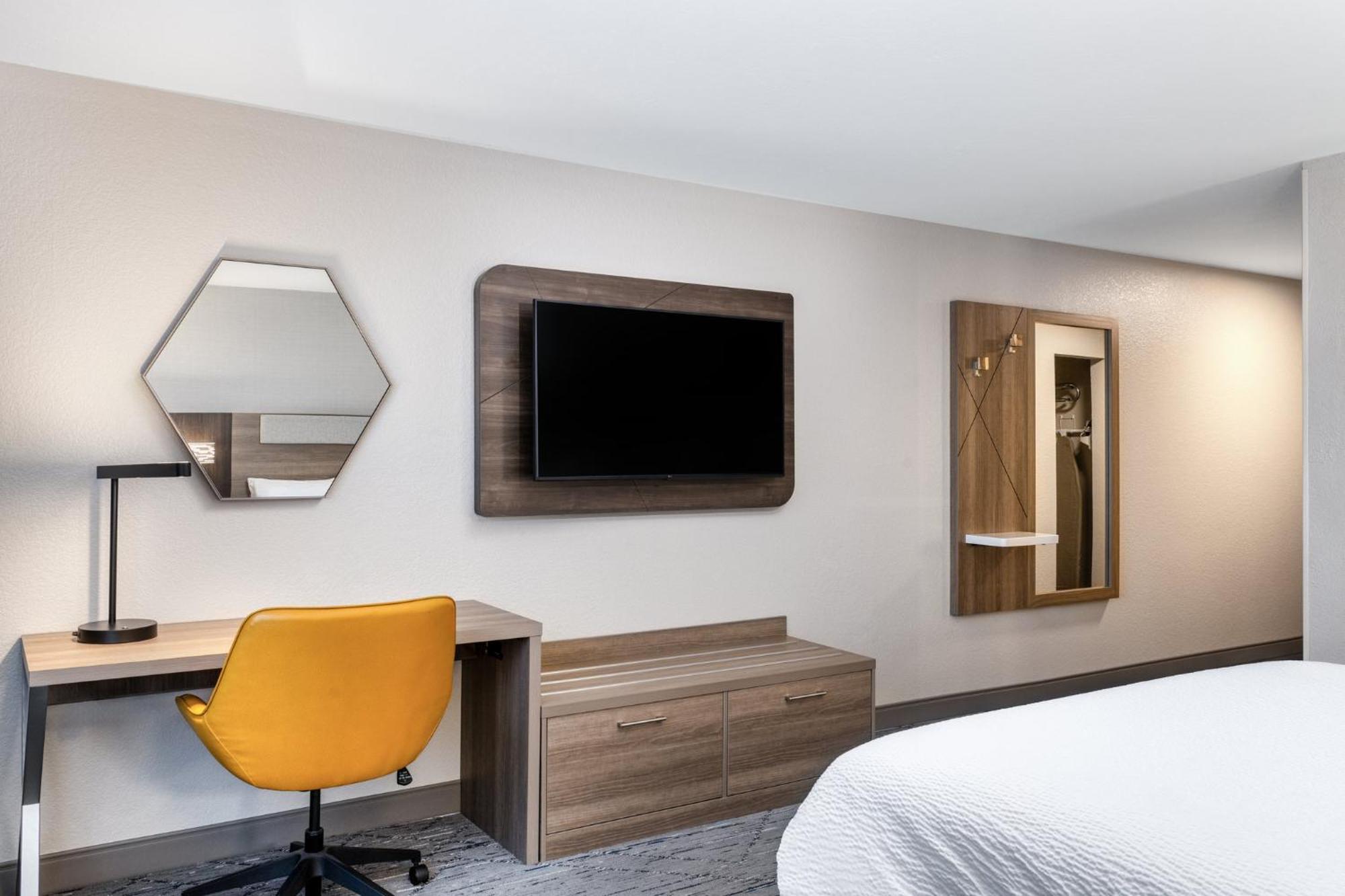 Holiday Inn Express & Suites - Green Bay East By Ihg Екстер'єр фото