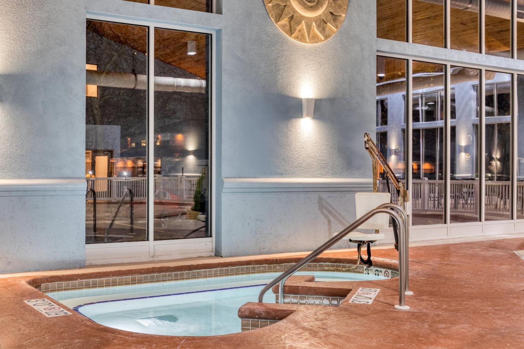 Holiday Inn Express & Suites - Green Bay East By Ihg Екстер'єр фото